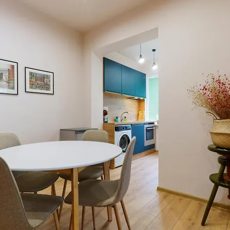за гости ирис 2 Iris Guest 2 Apartment Veliko Tarnovo